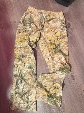 Cabela's Realtree-Style Camouflage Cargo Pants in Green, Tan and Yellow